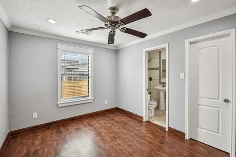 1409 Fairbanks Street Houston TX 77009