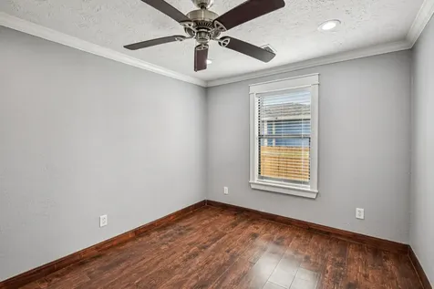 1409 Fairbanks Street Houston TX 77009