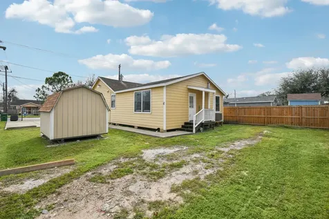 1409 Fairbanks Street Houston TX 77009