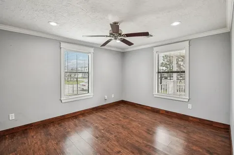 1409 Fairbanks Street Houston TX 77009