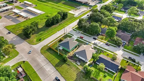 2317 Cedar Street Pearland TX 77581