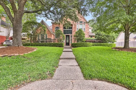 2106 Mountain Lake Drive Kingwood TX 77345