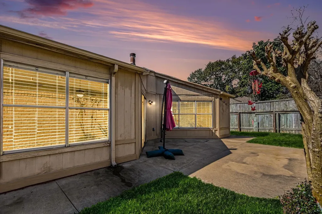 2450 Blackridge Road Houston TX 77067