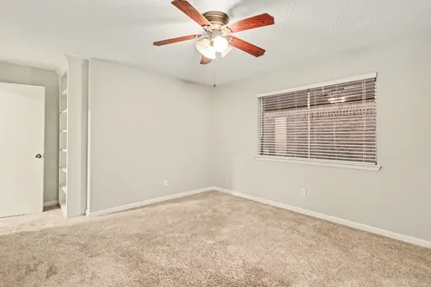 2450 Blackridge Road Houston TX 77067