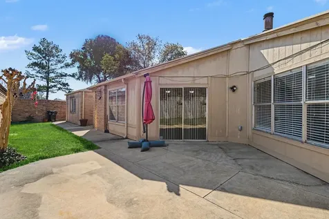 2450 Blackridge Road Houston TX 77067