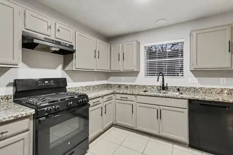 2450 Blackridge Road Houston TX 77067