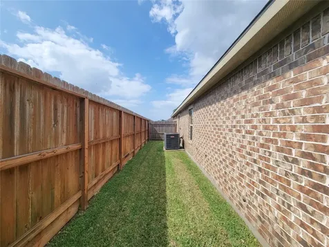 17231 Forest Ridge Point Houston TX 77084