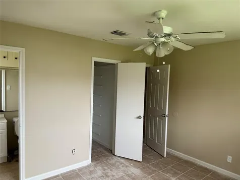 4907 Redfish Reef Drive Bacliff TX 77518
