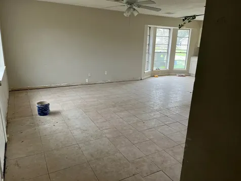 4907 Redfish Reef Drive Bacliff TX 77518
