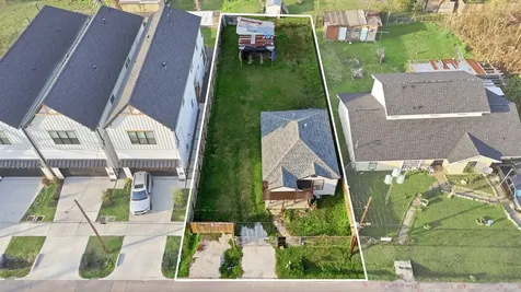 505 E 39th Street Houston TX 77022