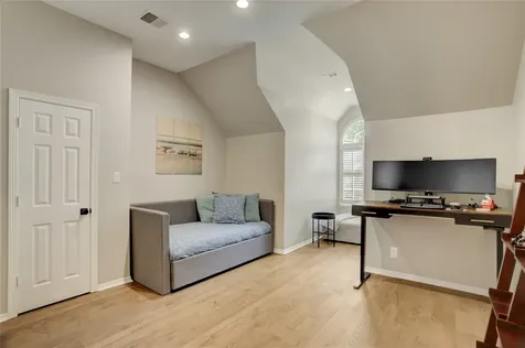 17 Shetland Isle Court Sugar Land TX 77479