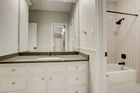 17 Shetland Isle Court Sugar Land TX 77479