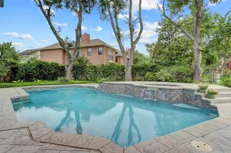 17 Shetland Isle Court Sugar Land TX 77479