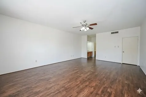 338 Wilcrest Drive 338 Houston TX 77042