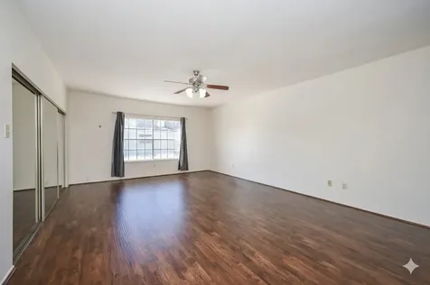 338 Wilcrest Drive 338 Houston TX 77042