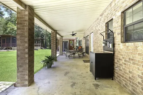 526 Pebble Creek Livingston TX 77351