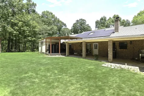 526 Pebble Creek Livingston TX 77351