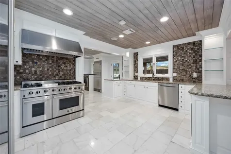 4031 Fernwood Drive Houston TX 77021
