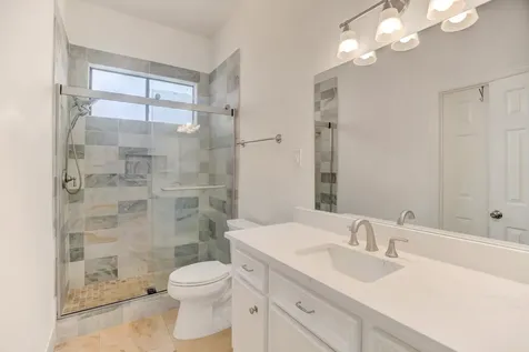 301 Winding Oak Lane S League City TX 77573