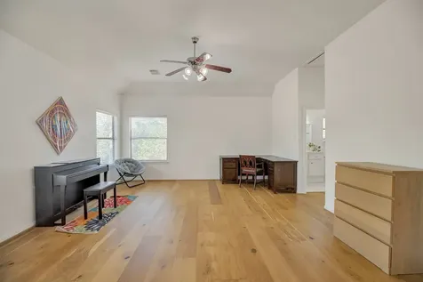 301 Winding Oak Lane S League City TX 77573