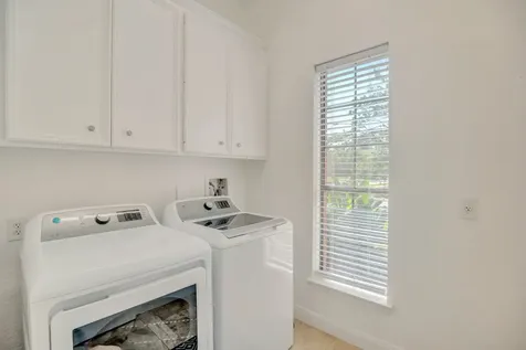 301 Winding Oak Lane S League City TX 77573