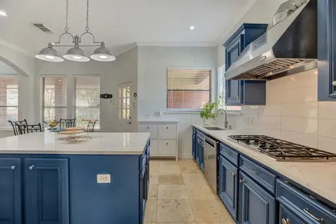 301 Winding Oak Lane S League City TX 77573