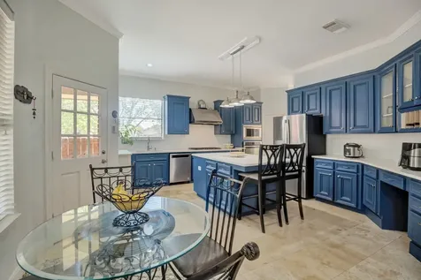 301 Winding Oak Lane S League City TX 77573