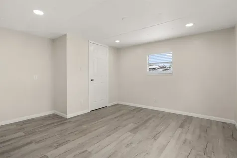 2222 N Austin Avenue 42 Pearland TX 77581