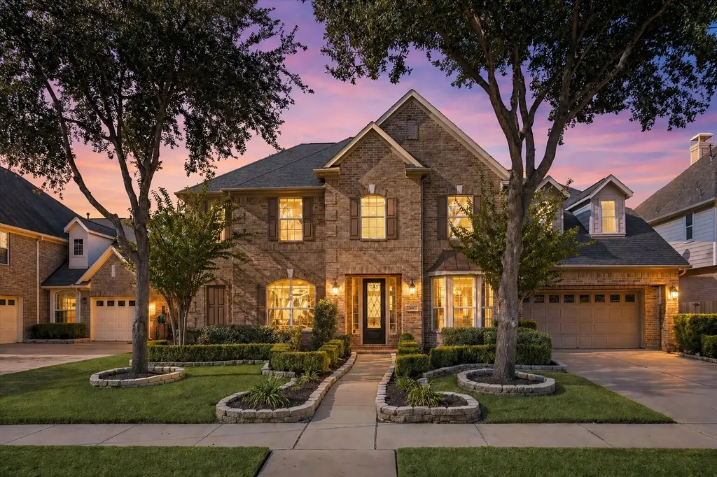 410 Mcallister Avenue Sugar Land TX 77479