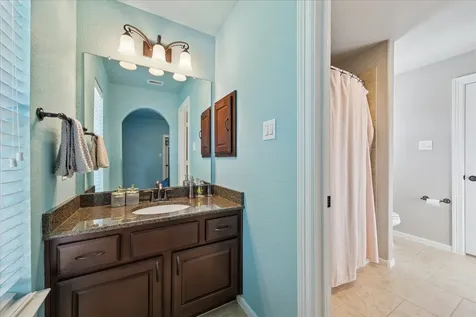410 Mcallister Avenue Sugar Land TX 77479