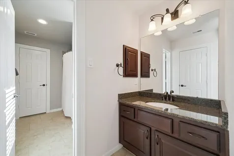 410 Mcallister Avenue Sugar Land TX 77479