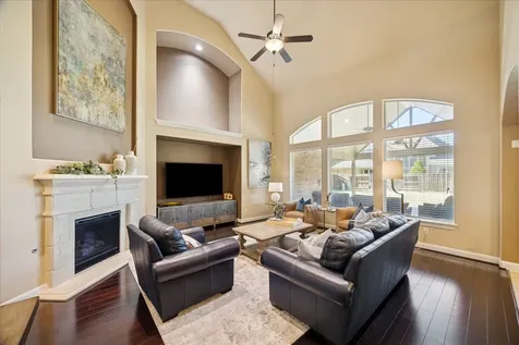 410 Mcallister Avenue Sugar Land TX 77479