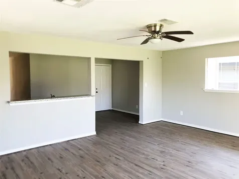 509 Avenue J South Houston TX 77587