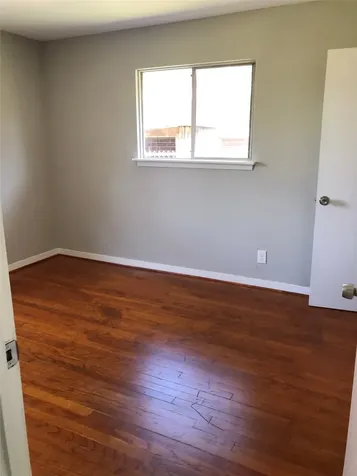 509 Avenue J South Houston TX 77587