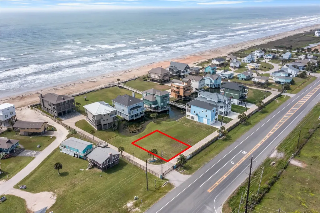 14 Blue Heron Circle Jamaica Beach TX 77554