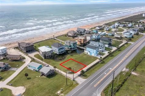 14 Blue Heron Circle Jamaica Beach TX 77554
