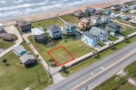 14 Blue Heron Circle Jamaica Beach TX 77554