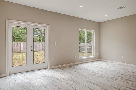 5530 Hirondel Street B Houston TX 77033
