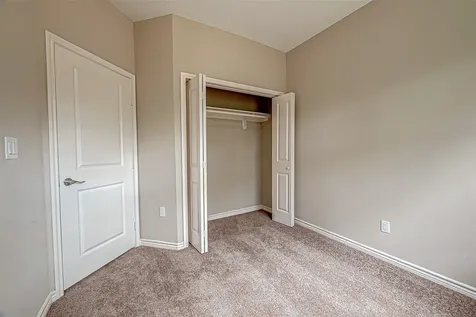 5530 Hirondel Street B Houston TX 77033