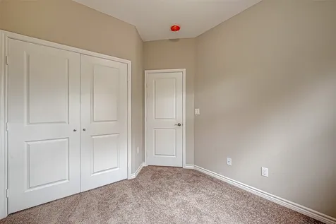 5530 Hirondel Street B Houston TX 77033