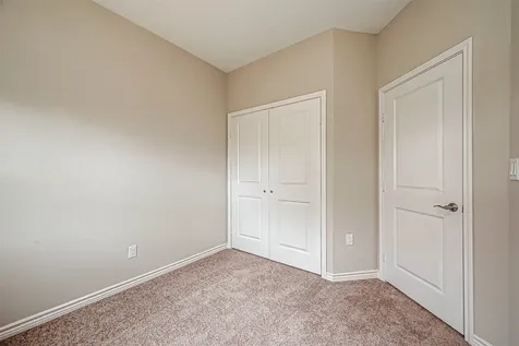 5530 Hirondel Street B Houston TX 77033