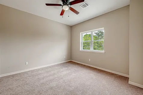 5530 Hirondel Street B Houston TX 77033
