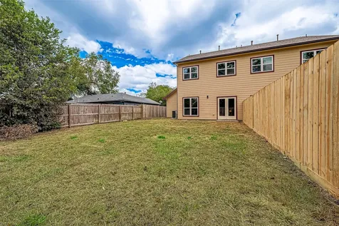 5530 Hirondel Street B Houston TX 77033
