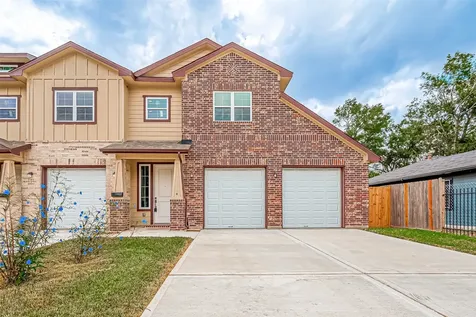 5530 Hirondel Street B Houston TX 77033