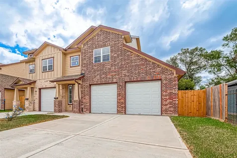 5530 Hirondel Street B Houston TX 77033