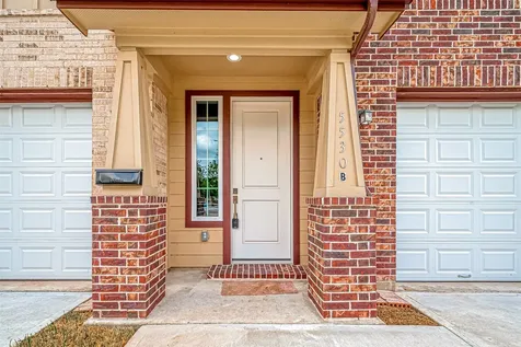 5530 Hirondel Street B Houston TX 77033