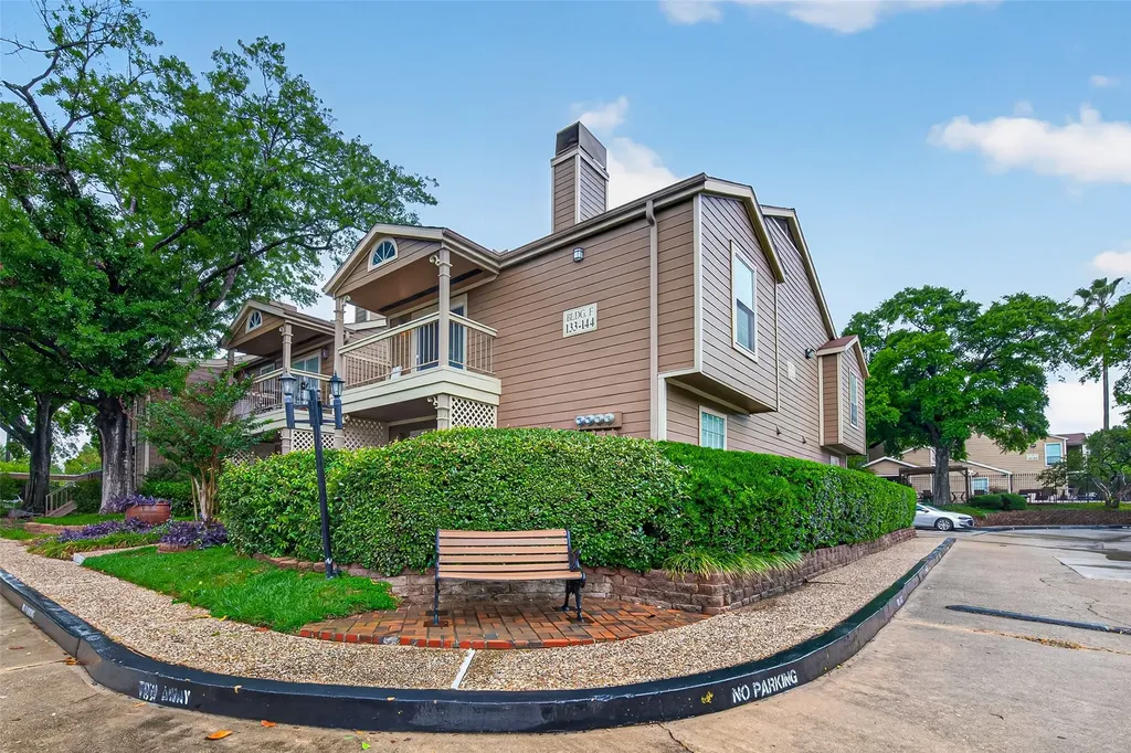 1880 White Oak Drive 143 Houston TX 77009