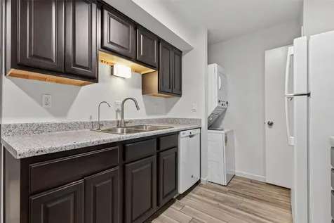 1880 White Oak Drive 143 Houston TX 77009