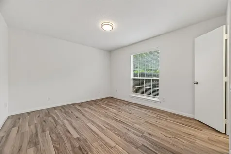 1880 White Oak Drive 143 Houston TX 77009