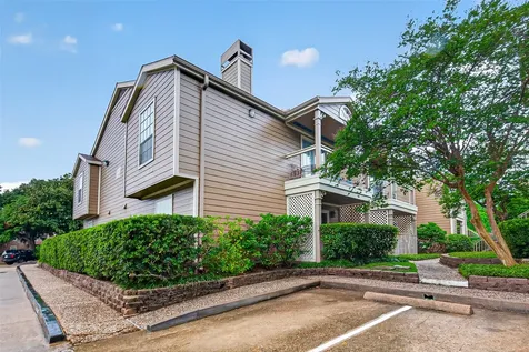 1880 White Oak Drive 143 Houston TX 77009